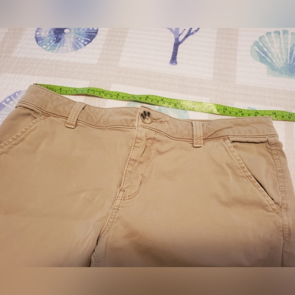 2 pairs of SO shorts size 11 tan and green - Picture 9 of 12